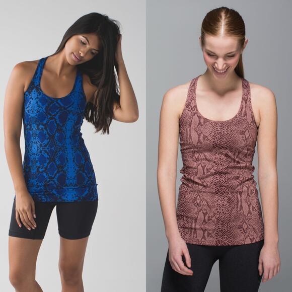 Lululemon Set of 2 Cool Racerback Tank in snakeskin print blue/berry size 6 & 8 - Picture 10 of 16